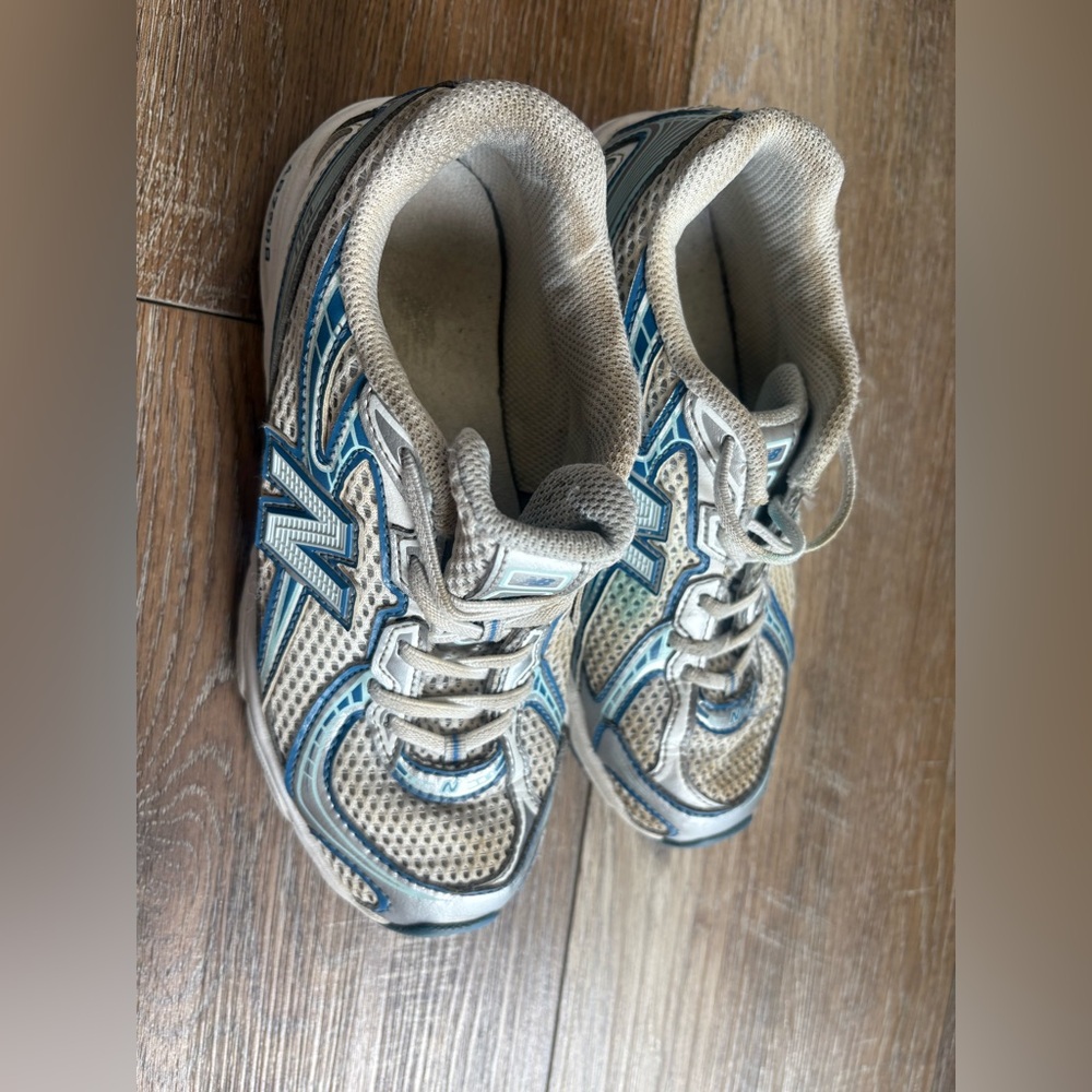 New Balance Kids' Blue and Gray Athletic Sneakers 3Y